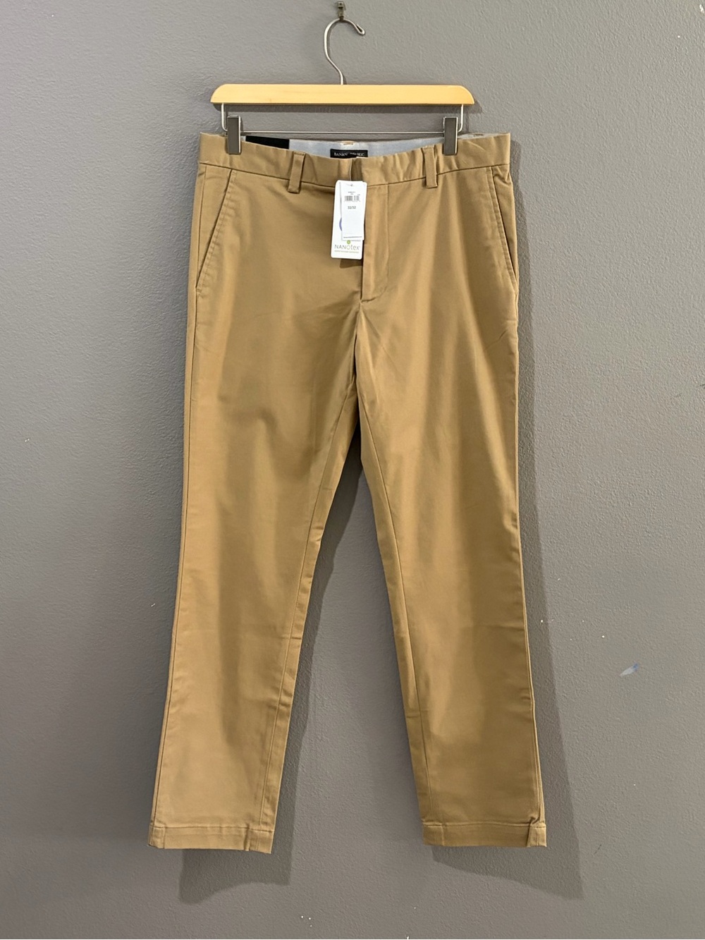 Men’s Banana Republic Factory Aiden Slim-Fit Stretch Chino, NWT